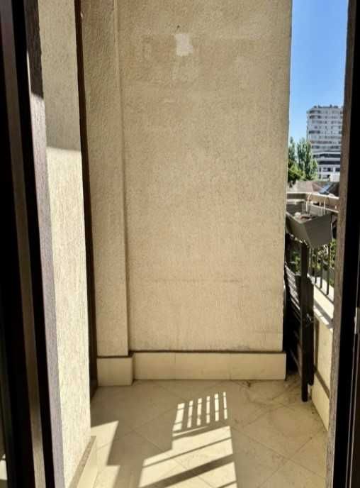 Дава се под наем Двустаен апартамент в София, Център - 65 кв.м за 620 € - Снимка #10