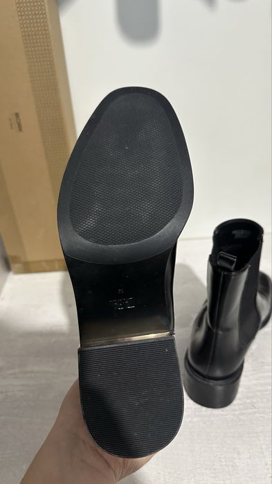 Продам ботинки Zara