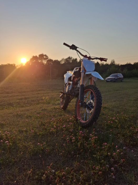 Пит байк 140кубов