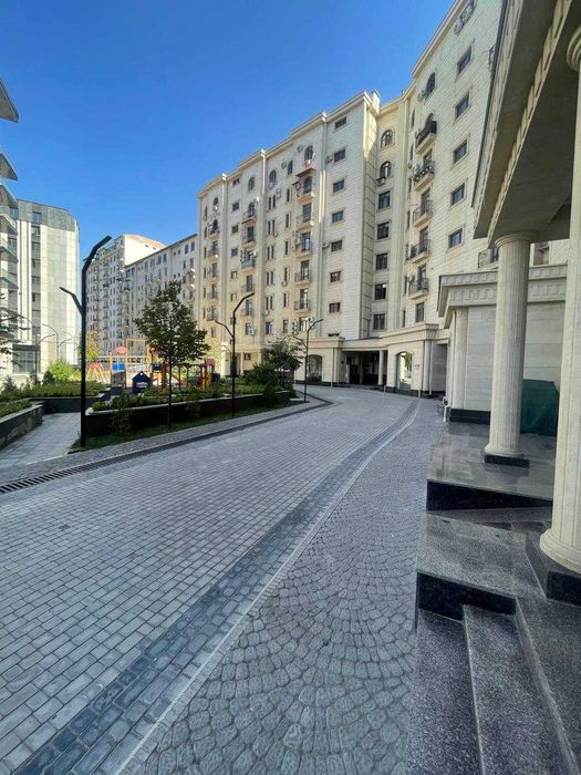 Продается квартира 3-х комнатная - Мирзо Улугбекский район, Паркент