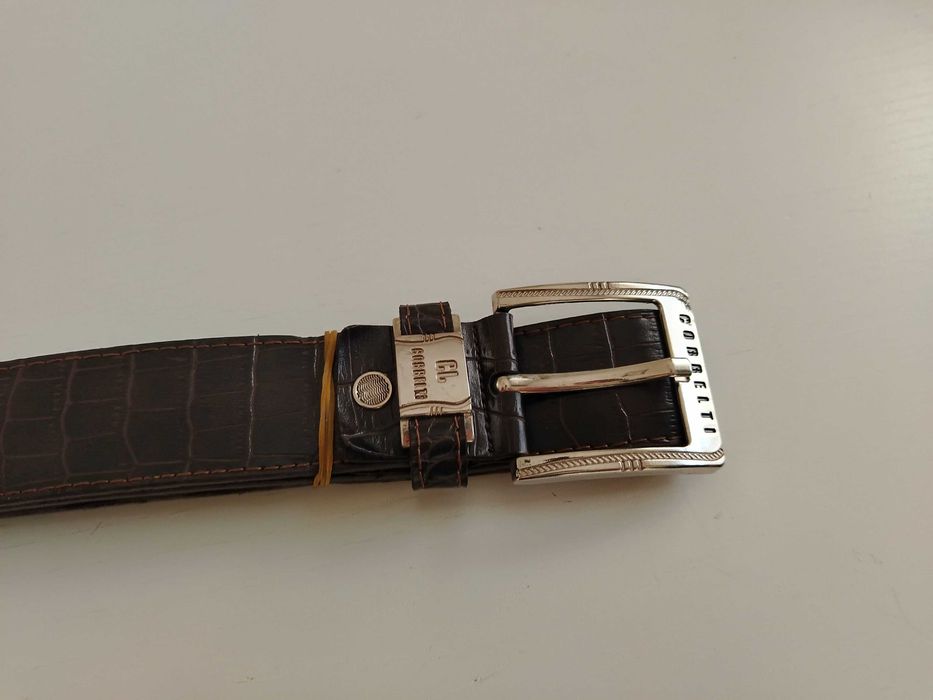 Продавам чудесен кафяв колан Cobbelti