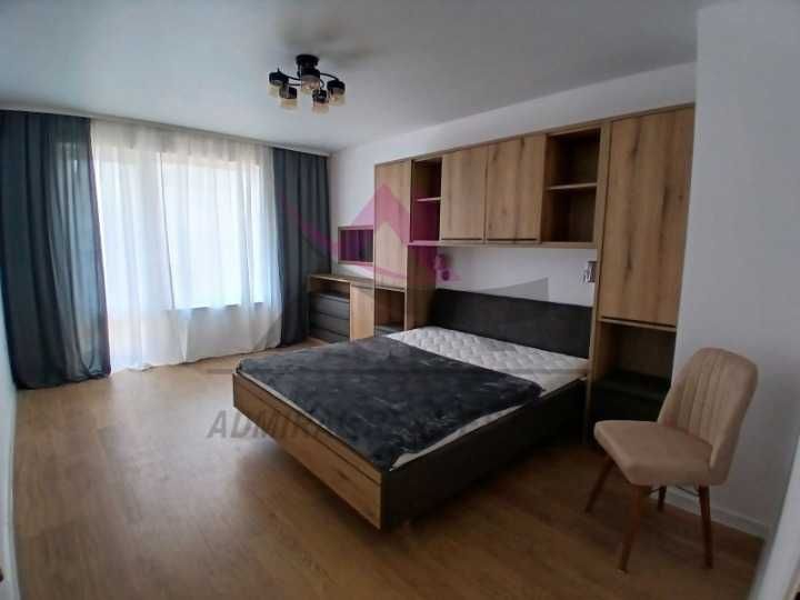 Дава се под наем Тристаен апартамент в Варна, Базар Левски - 80 кв.м за 698.19 € - Снимка #4