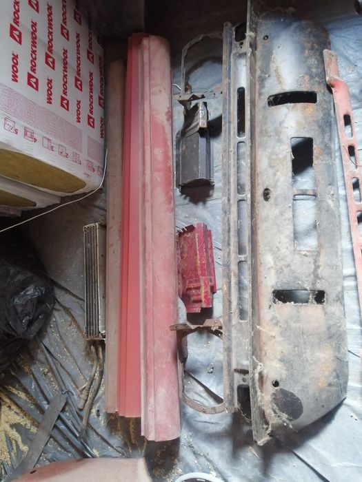 Продавам  части  за  Москвич  408