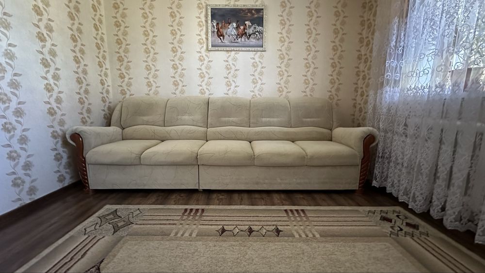 Продам диван,ткань велюр