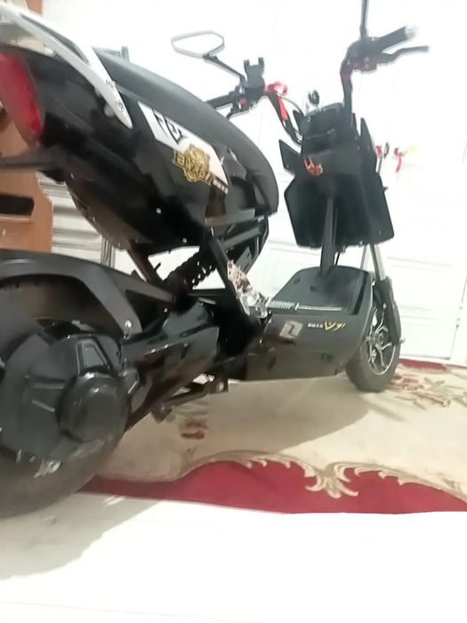 Электрмопед. Скутер.