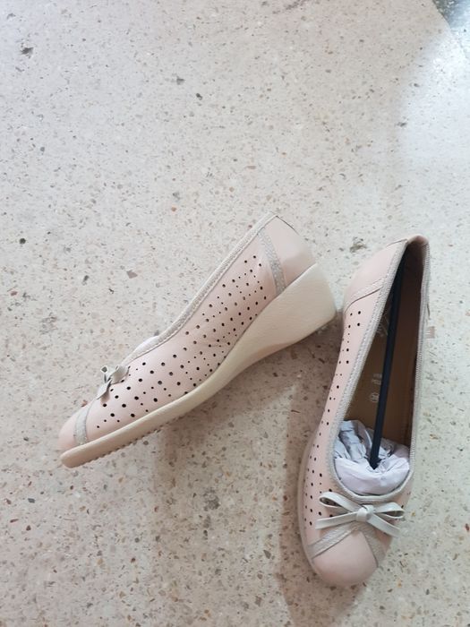 Pantofi piele noi