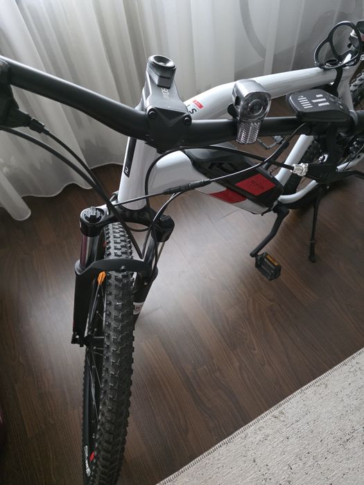 Bicicleta electrica rockrider