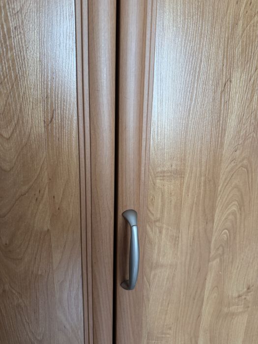 Продам шкаф по доступной цене
