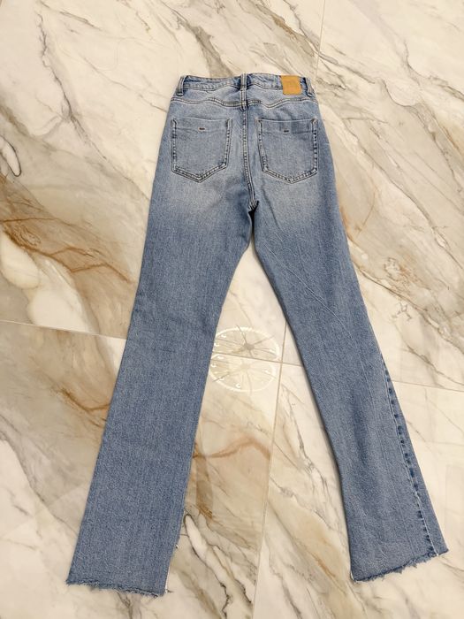 Zara джинсы размер XS