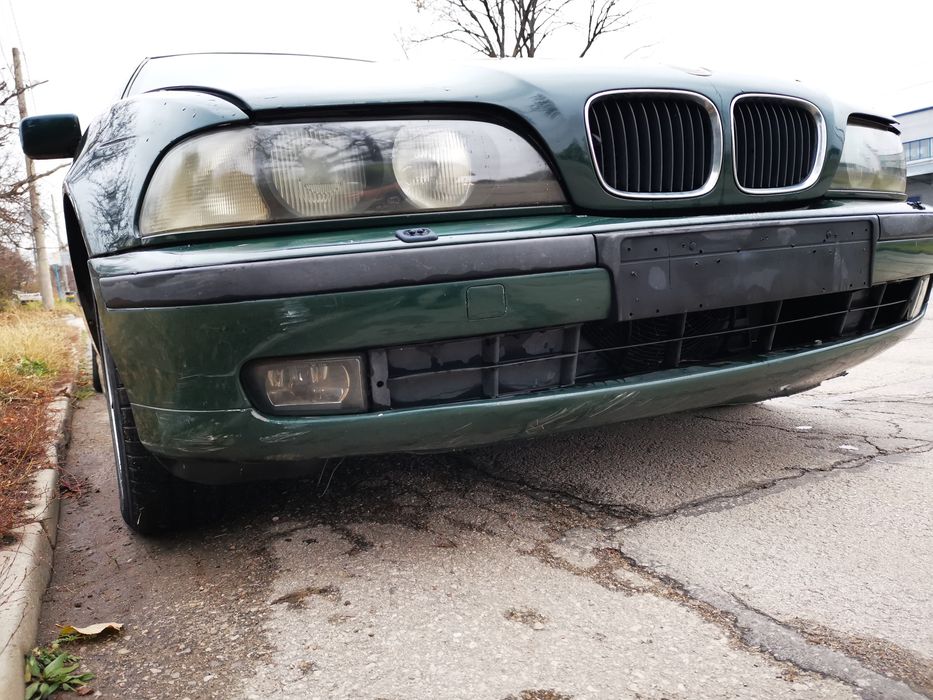 BMW E39 520I на части