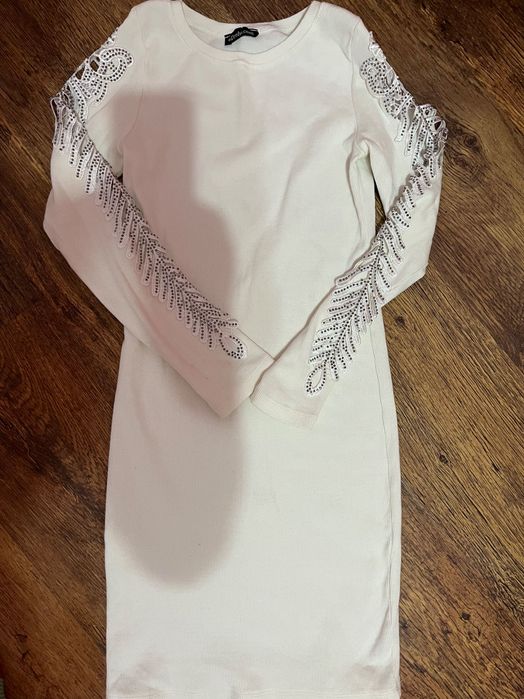 Официална рокли.