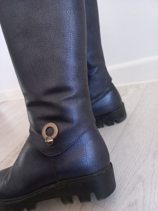 Сапоги  зимние 36 размер