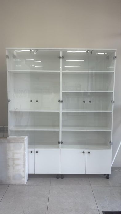 Продается Мебель под офис, обшепит и салон