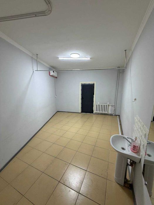 Продаётся  коммерческого помещения  Юнусабадский район R25