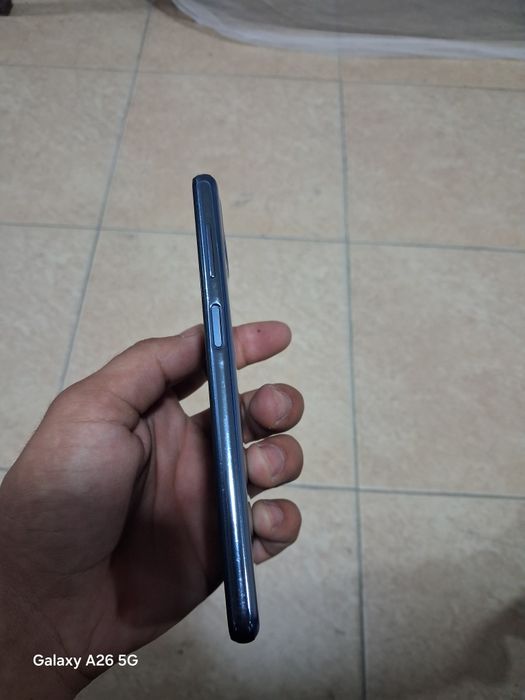 Samsung galaxy M 32 holati ideal