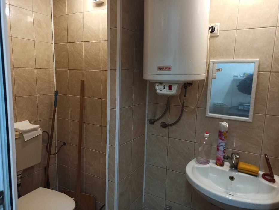 Дава под наем магазин гр. Хасково, бул.Раковски, срещу Ритейл парк