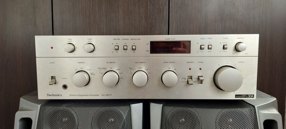 Amplificator Technics SU 8077
