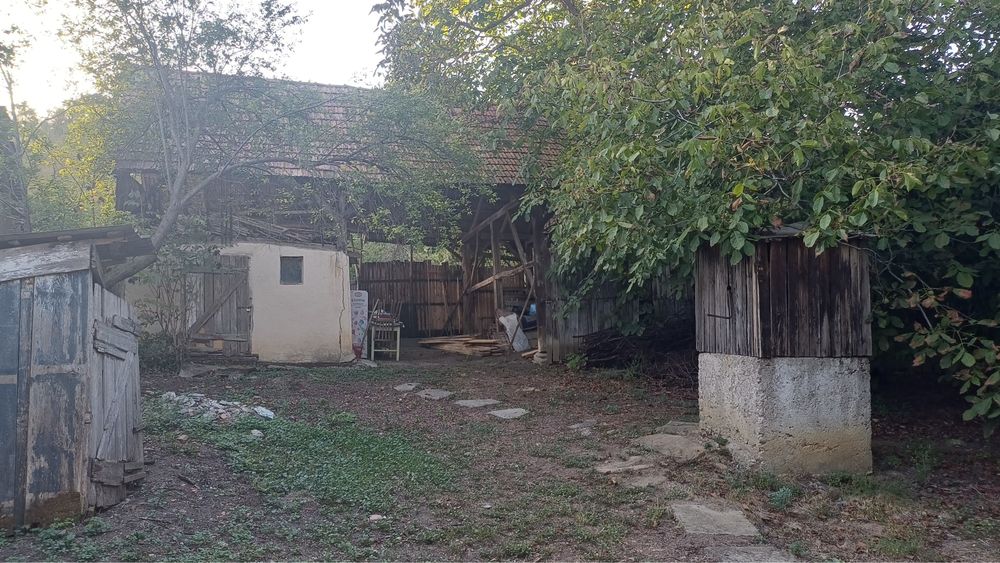Casa cu teren 2000mp Glogovet Blaj