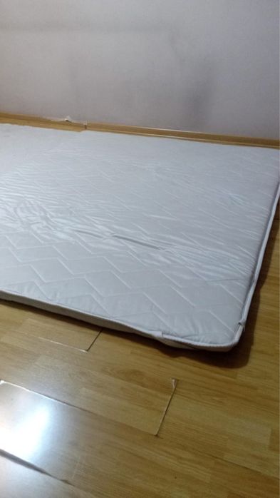 Самокат, гитара, матрас