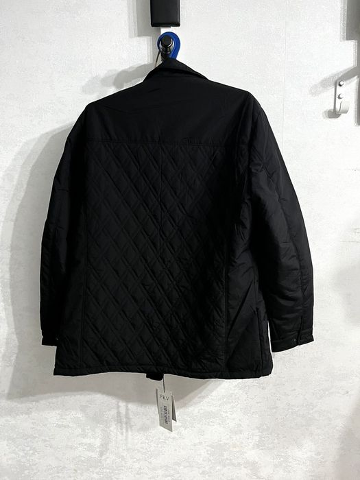 Ер адам курткасы