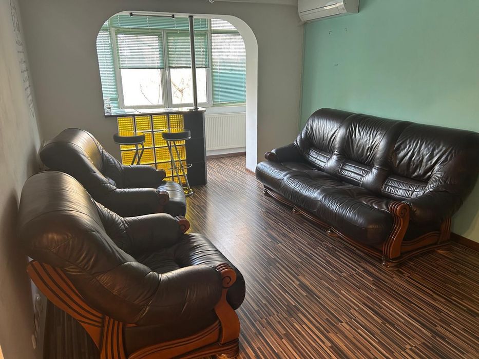 Apartament 4 camere de închiriat | 3 dormitoare | 2 băi | Loc de parcare | Mall Plaza – Drumul Taberei | 800 €/lună