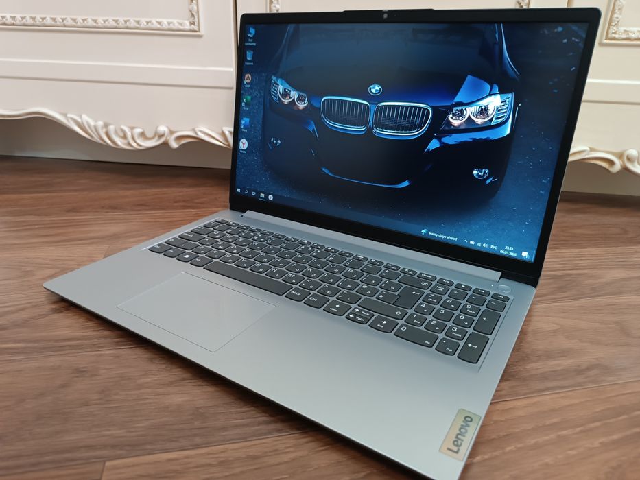 Ноутбук LENOVO 2024 IDEAPAD современный.