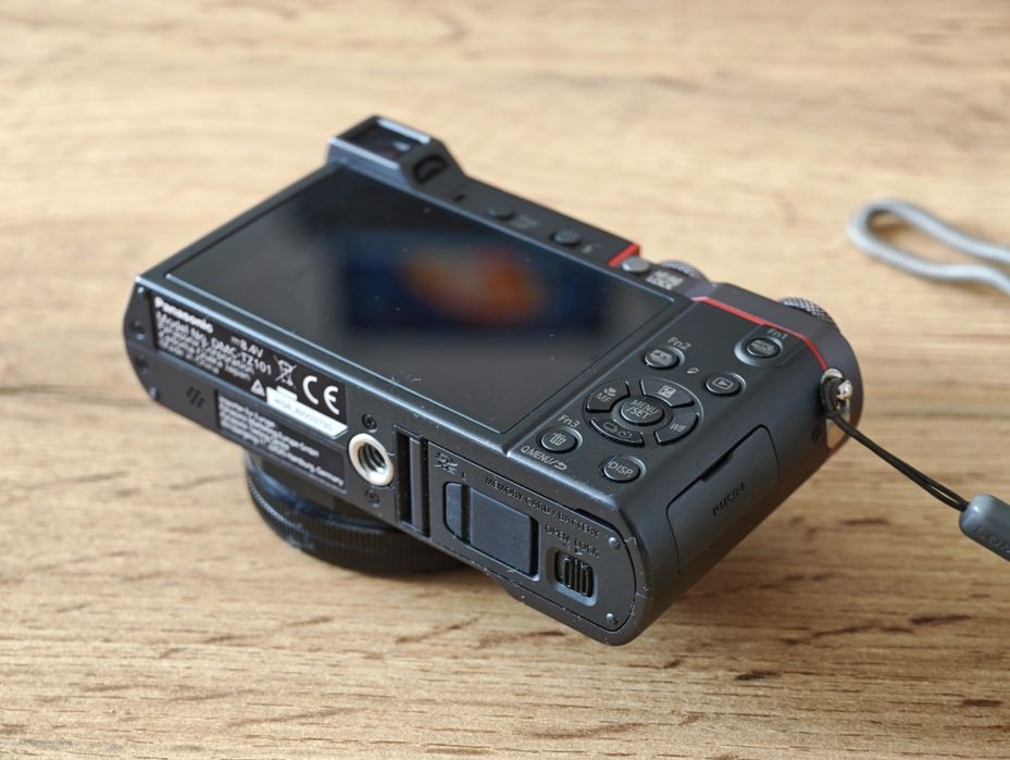 Lumix TZ101 (Комплект)