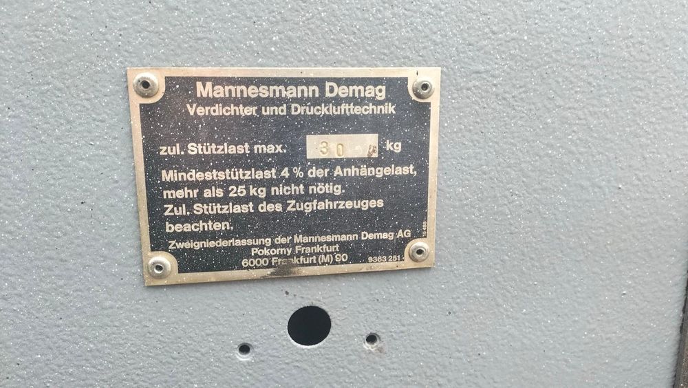 Vând motocompresor