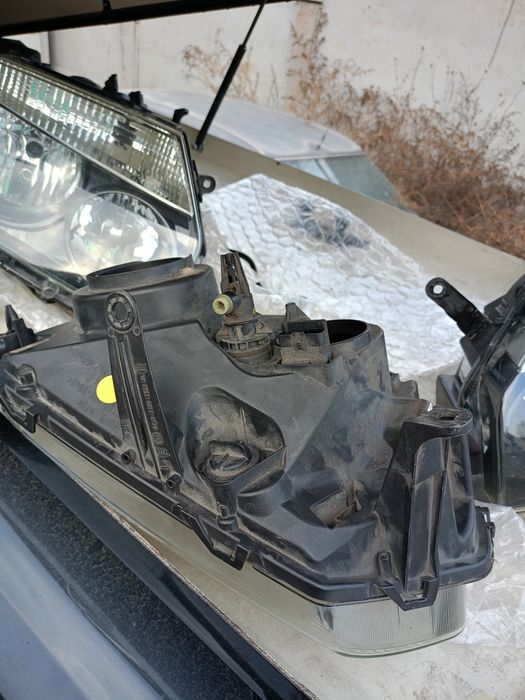 Фарове да Dacia Duster 2010-2013