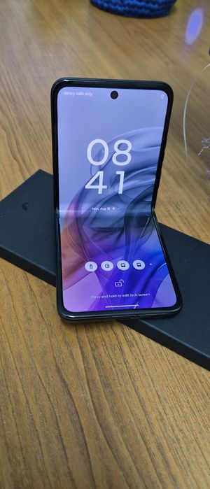 Моторола Razer 50