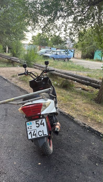 Продам скутер м8 про