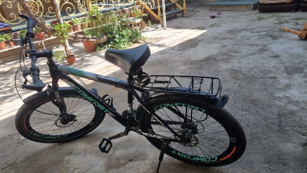 Arzon velosapet sotiladi