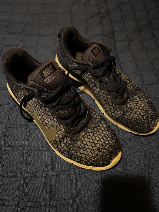 Adidasi Nike Air Max in stare buna marimea 43