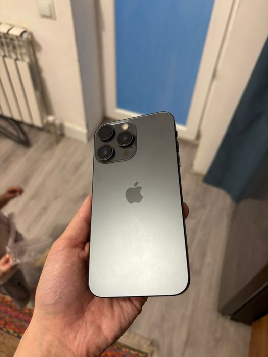 Айфон XR сатылады