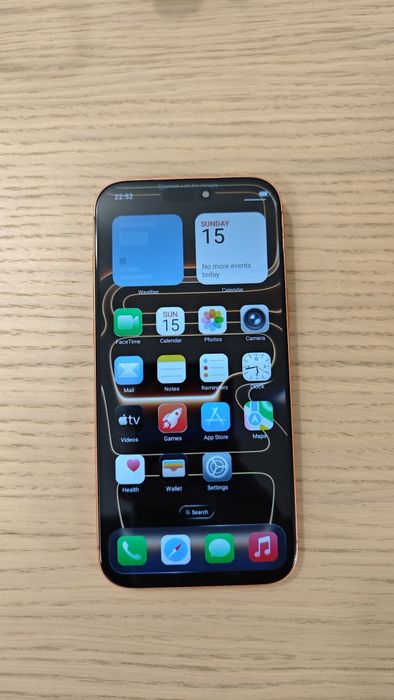Модерен телефон с 1TB памет