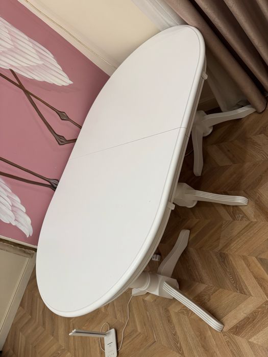 Срочно продаю стол!