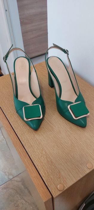 Pantof decupat marimea 38