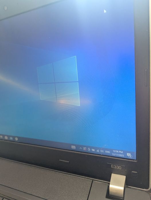 Лаптоп Леново Е 330