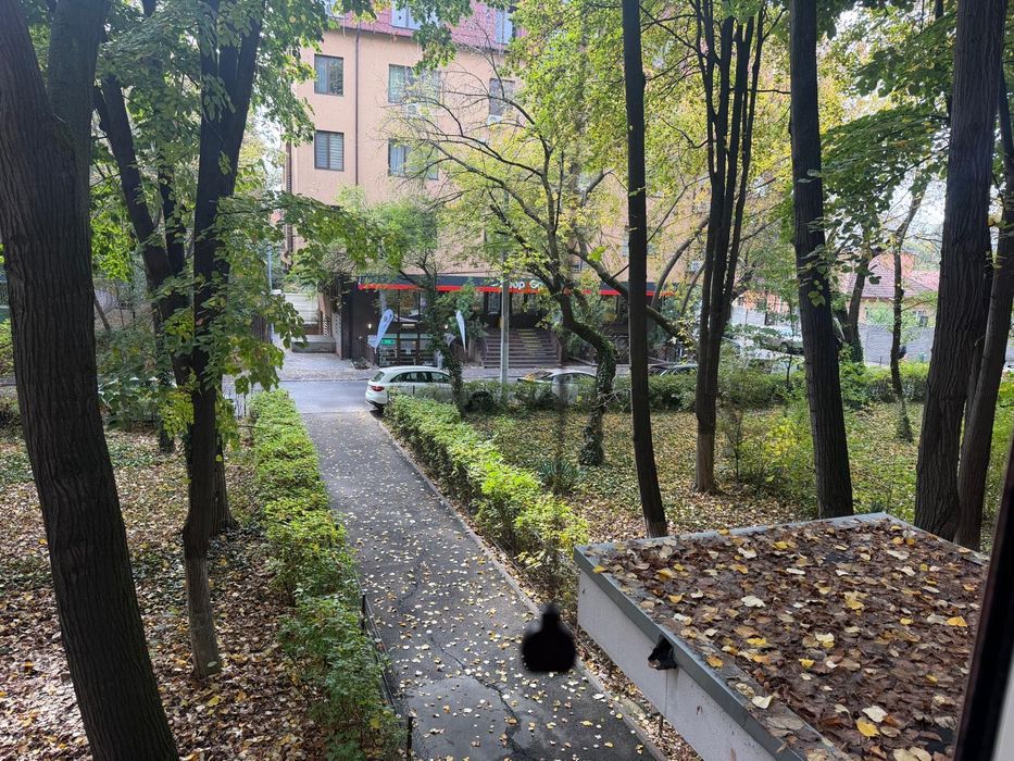 Apartament 2 camere situat in zona Gorjului ( Ghirlandei )