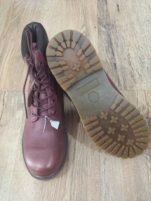 Bocanci dama TIMBERLAND 6 inch premium originali noi piele waterproof grena perlat 41 si 42
