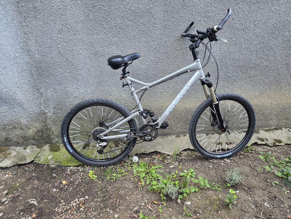 Bicicletă MTB Giant Trance 3 – cadru L – suspensie FOX + RockShox
