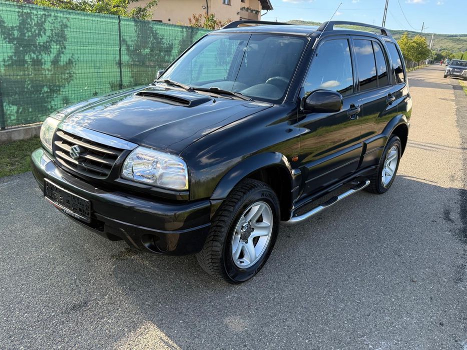 Suzuki Grand Vitara 4x4 / 2005 / 2 td 109 cp / Alu/ clima