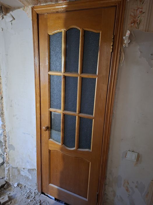 Продам четыре двери,
