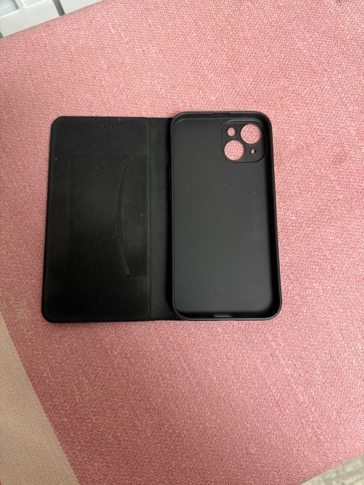 Чехол-книжка на iPhone 14