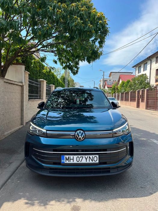 Volkswagen Tiguan 1.5 eTSI 150CP, camere 360, Matrix LED