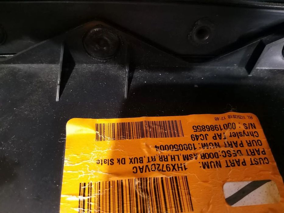 Fata tapiterie usa stanga spate dodge journey 1hx972dvac