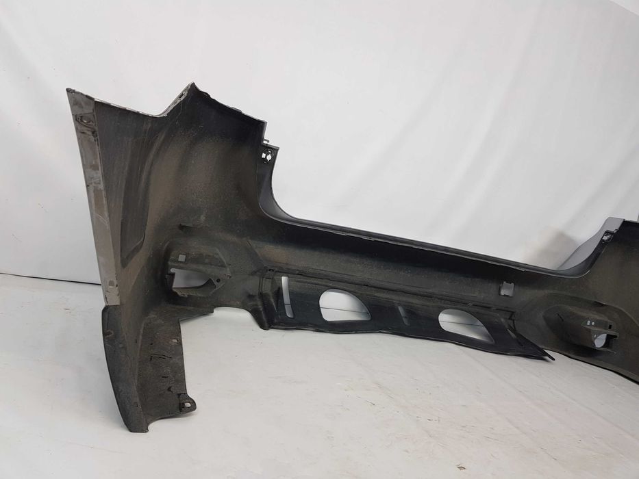 Bara spate Subaru Outback dupa 2014