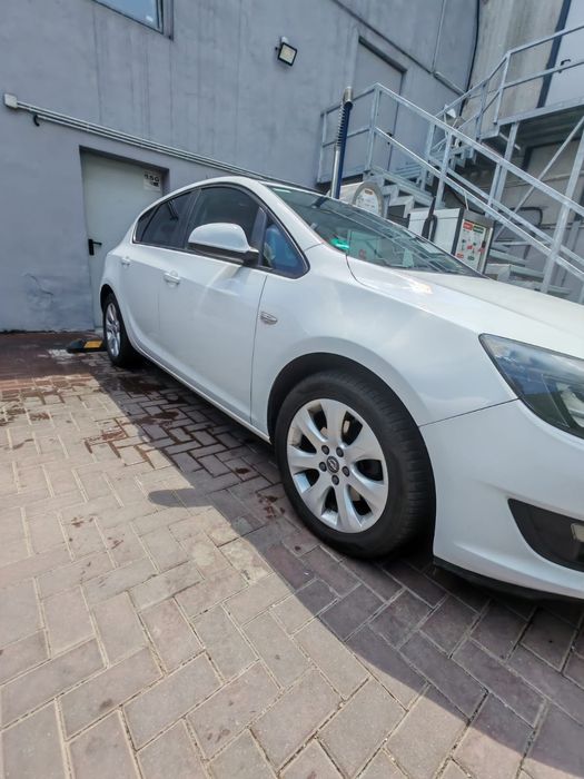 OPEL Astra 2014 — imagine 4