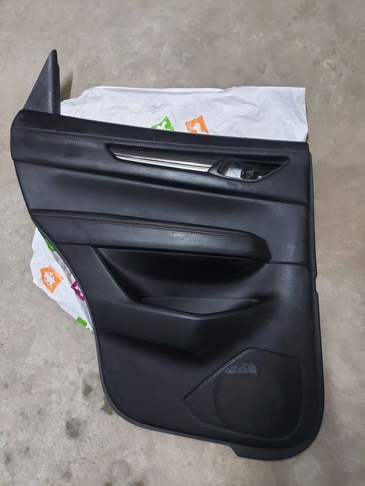 Mazda CX-5 2018 - Части за лява задна врата