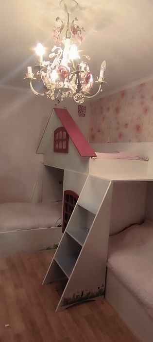 Детская кровать на три ребенка